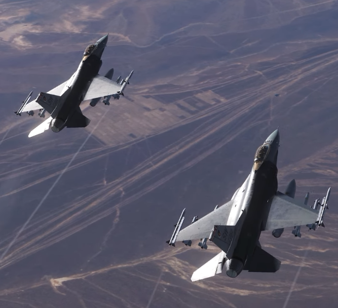 F-16C Flying.png